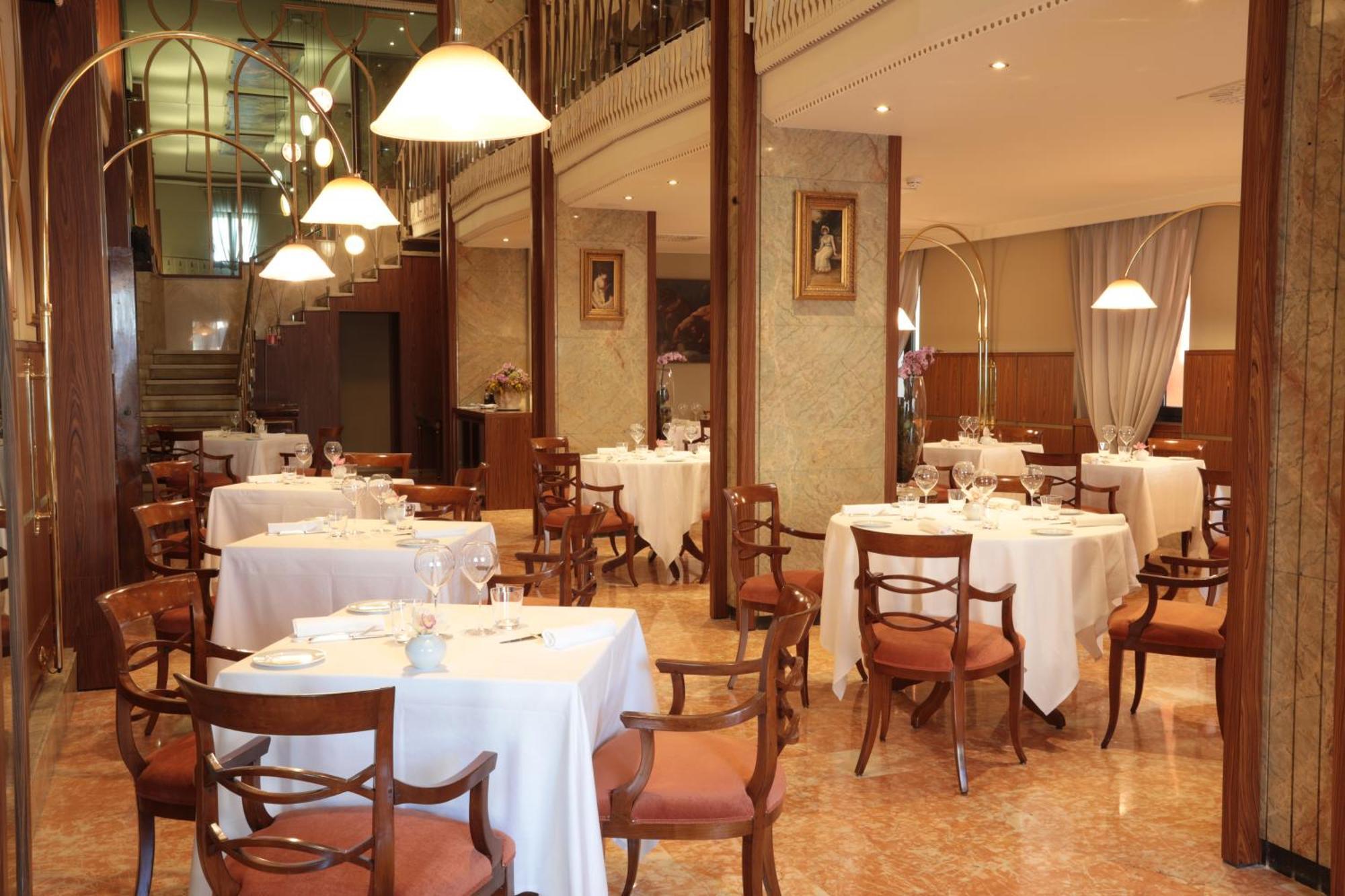 Due Torri Hotel Βερόνα Εξωτερικό φωτογραφία