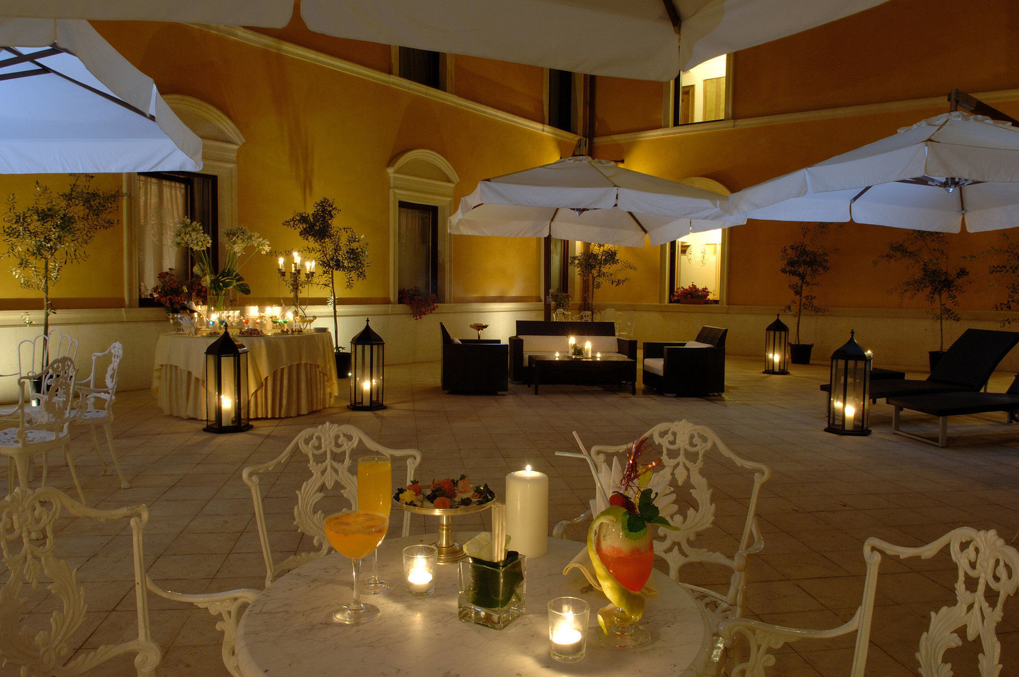 Due Torri Hotel Βερόνα Εστιατόριο φωτογραφία